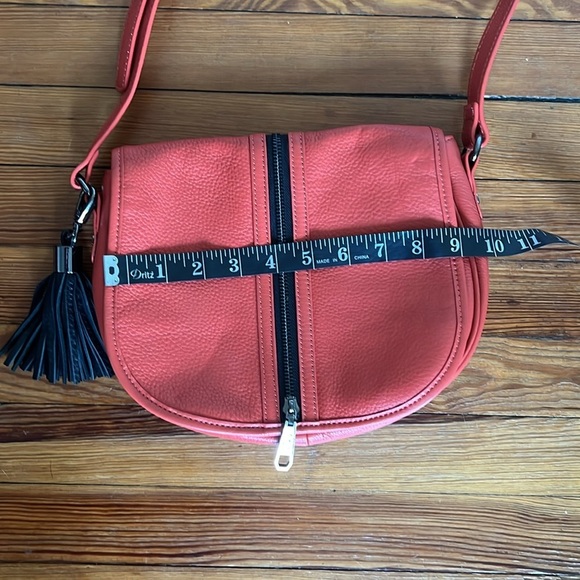 POVERTY FLATS by rian Red Leather Black Accents Crossbody Bag with Saddle Shape - Picture 9 of 10